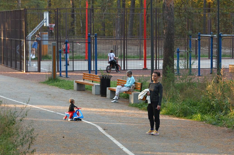 В парке «Молодёжный» теперь есть всё для активного и спокойного отдыха взрослых и маленьких жителей Дзержинска. 