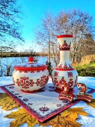 Редкой красоты деревянные изделия.