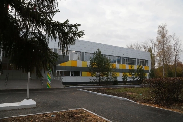 В 2025 году отремонтировали 15 школ.