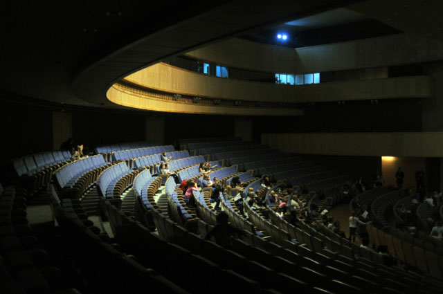 Театральный центр на страстном фото зала с местами