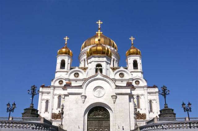 Храм Христа Спасителя как символ победы русского народа в Отечественной войне 1812 г. был заложен во время губернаторства князя Дмитрия Голицына в 1839 г