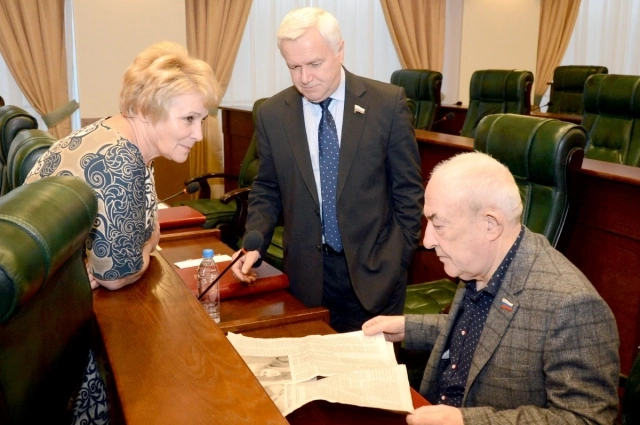 В Законодательном Собрании Тверской области.