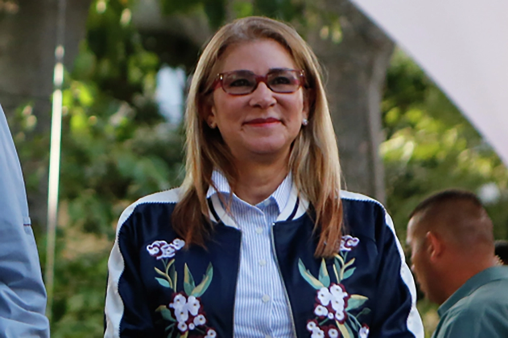 Yataq otağında tutuldu: Maduro və həyat yoldaşı Cilia Flores Karakasda necə yaşadılar | Arqumentlər və faktlar