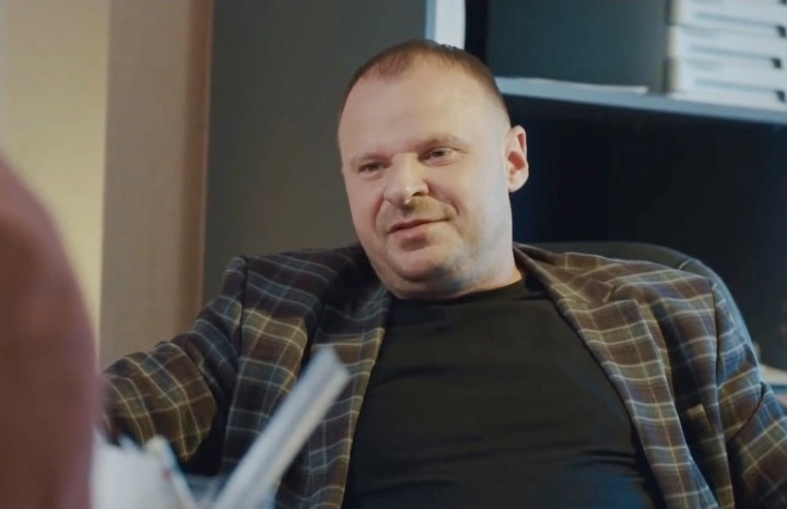 Роман Веслаух в фильме «48 часов», 2021 г.