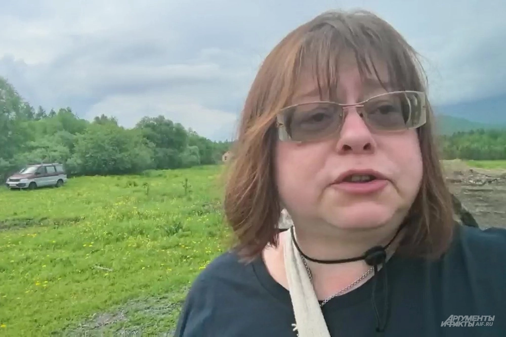 Анна Соколова на том самом месте, где Усольцевы оставили машину