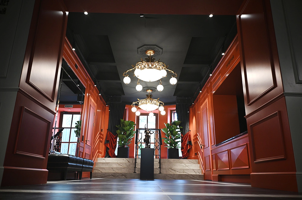Интерьер в Театре Олега Табакова после капитального ремонта на улице Чаплыгина в Москве.