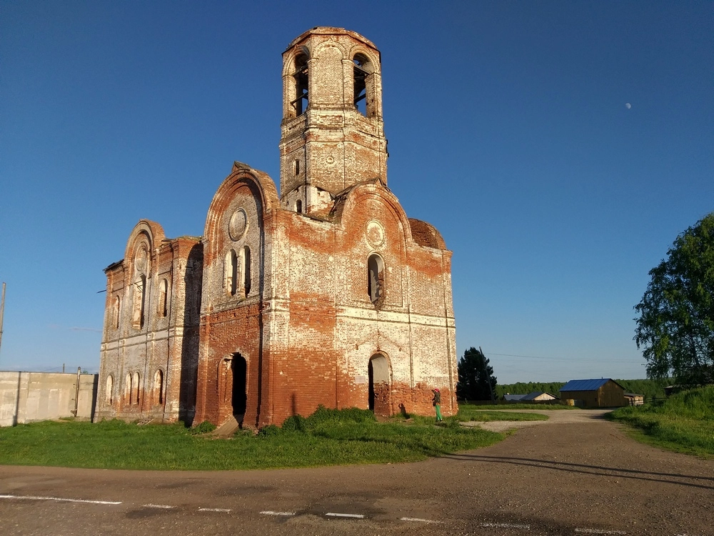 Людмила Лобанова