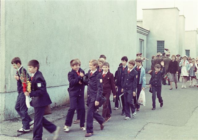 Вот так выглядели советские школьники.