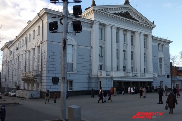Здание Пермского театра оперы и балета было построено благодаря значительной финансовой поддержке деда Сергея Дягилева.