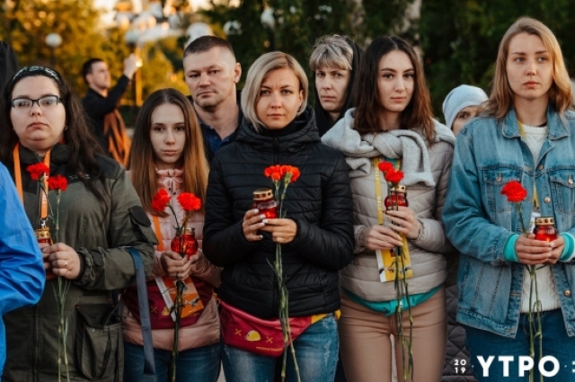 Участники форума УТРО-2019 почтили память павших солдат