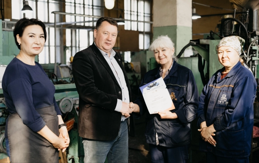 Наставник Татьяна Романова получила Благодарность от профкома.