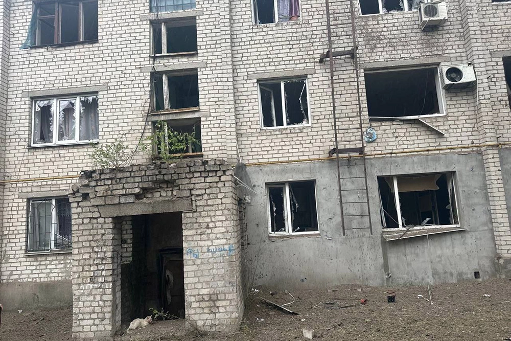 ь ВСУ намерено пытаются буквально стереть город с лица земли вместе с жителями, запуская ракеты и дроны мирным домам.