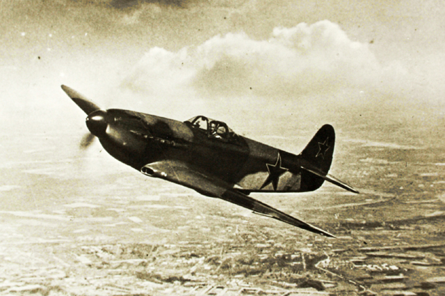 Самолет ЯК-3.