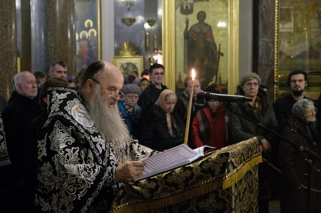 Церковная служба.