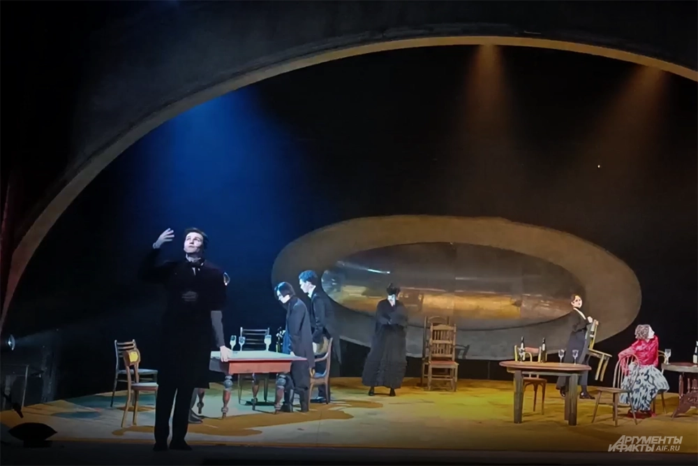 Спектакль «Бродячая собака».