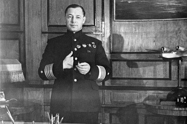 Народный комиссар Военно-морского флота СССР адмирал Николай Герасимович Кузнецов. 1939 г.
