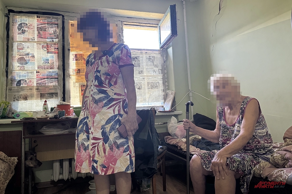 Фото к тексту Дмитрия Григорьева про семью из Часов Яра. На фото: Галина вместе с мамой Ларисой 
