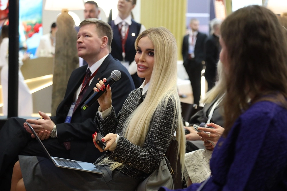 Алиса Лобанова