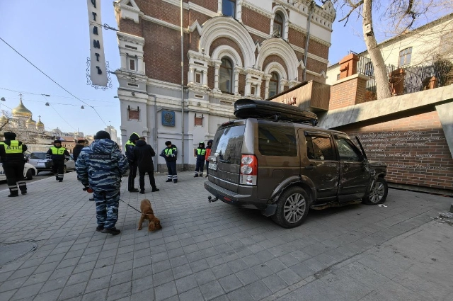 37-летний подполковник в отставке угнал Range Rover