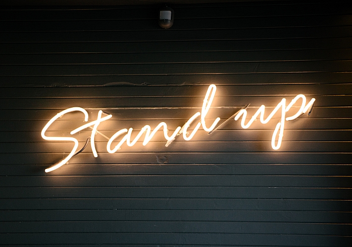 «Stand-Up: для мам, для дам и для мадам» в Caribbean Club