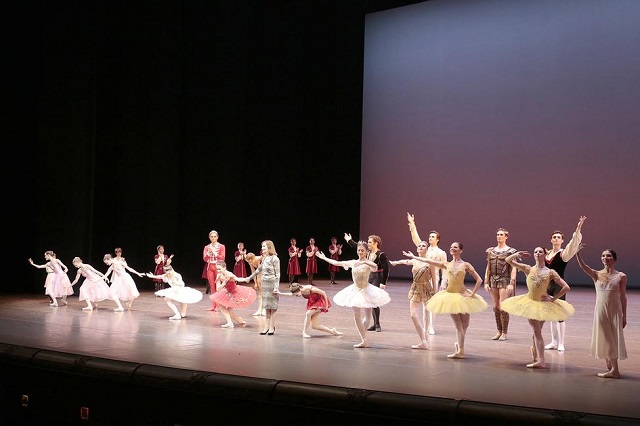 На концерте в честь 80-летнего юбилея балерины и репетитор в 2018 году.