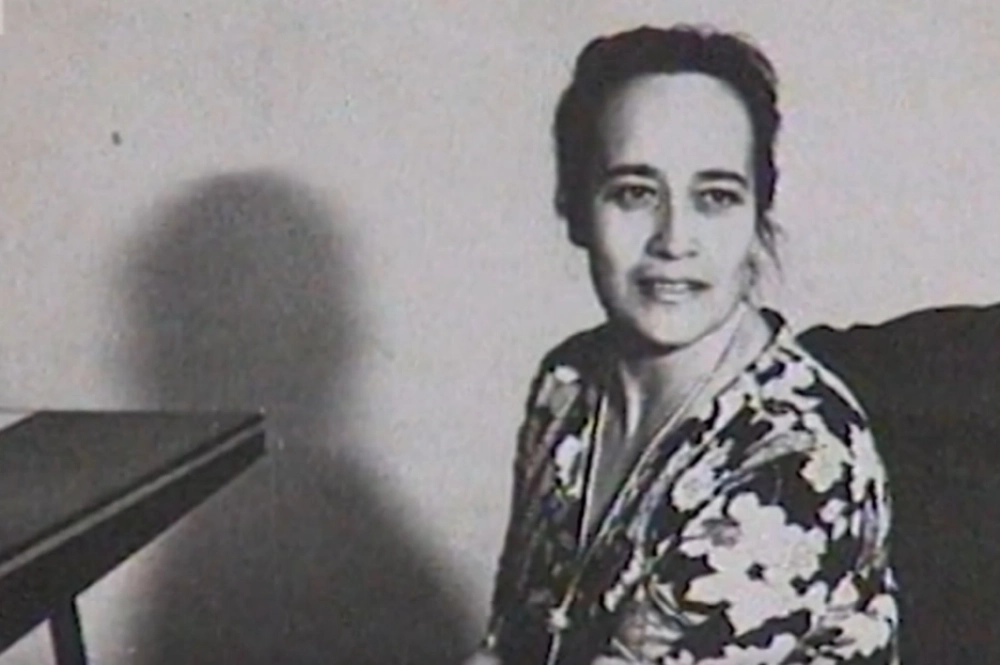 Эмма Каравинская в молодости.