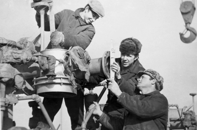 Курс обучения, который длился 36 часов, проходил в степи, в армейских палатках. 