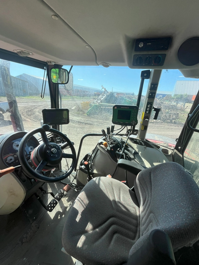 Техника, оснащённая подруливающими устройствами, на порядок эффективнее.