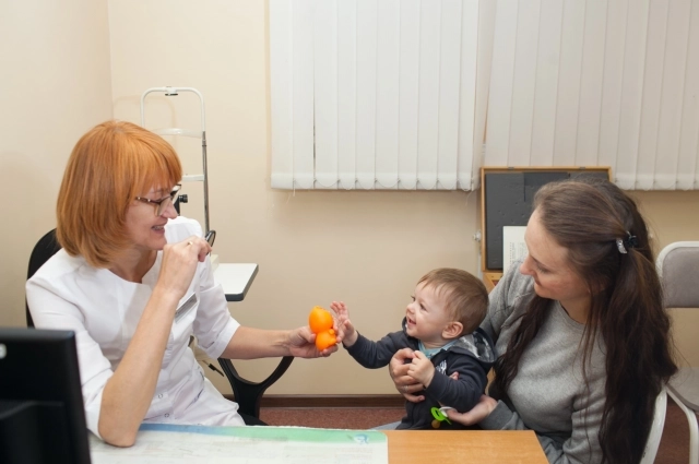 Вероника Губенко принимает даже самых маленьких пациентов.