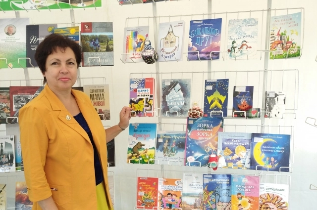 Ирина Карнаухова - автор многих книг.