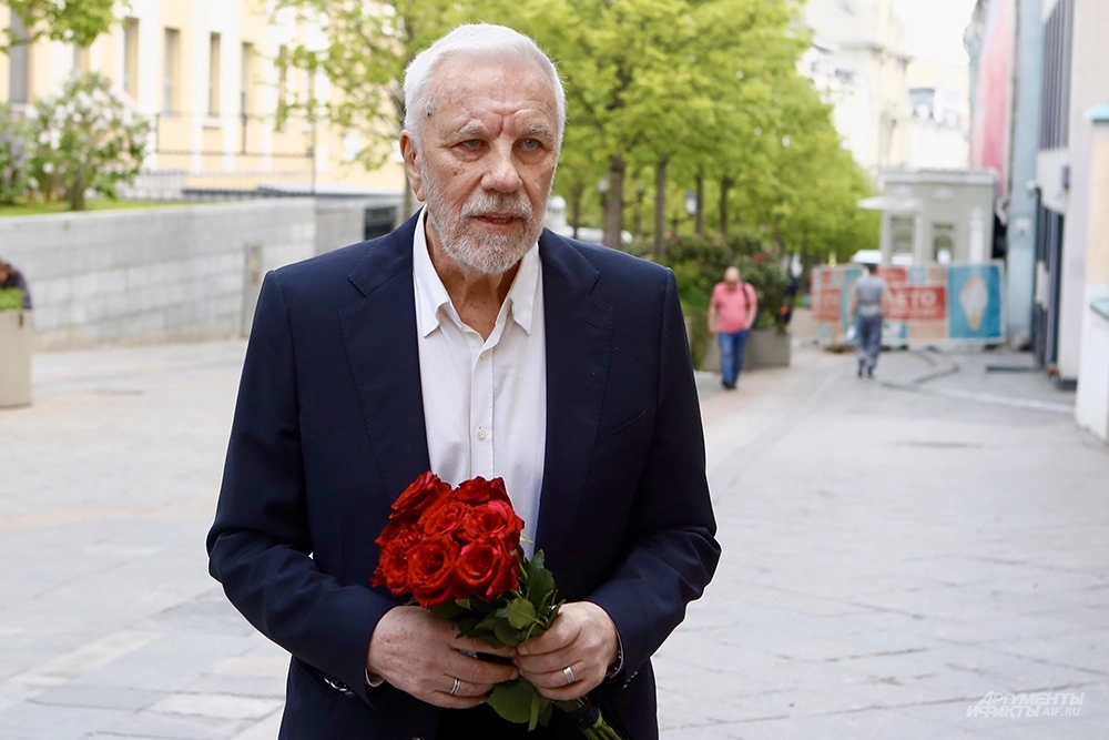Дмитрий Крылов.