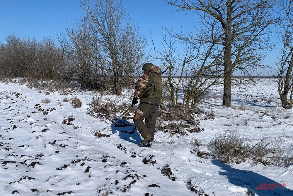 Работа саперов на ореховском направлении.