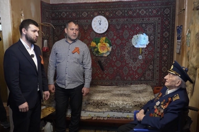 Акция «В гости к ветерану» в Грозном.