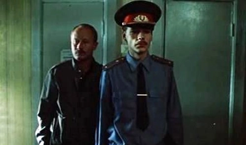Никита Михайловский (справа) в фильме «Выйти замуж за капитана», 1986 г.