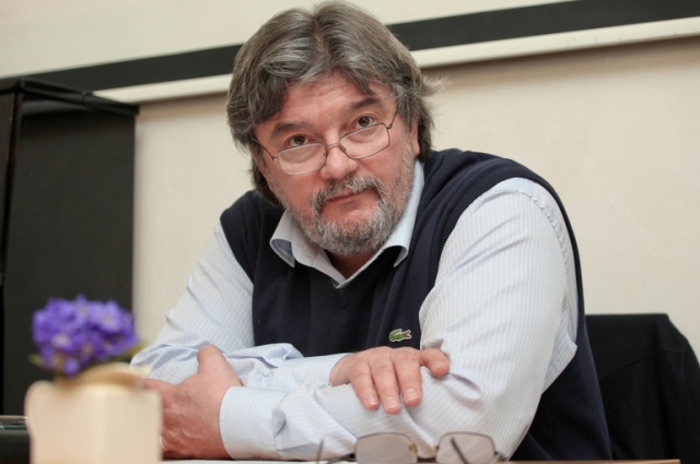 Андрей Константинов.