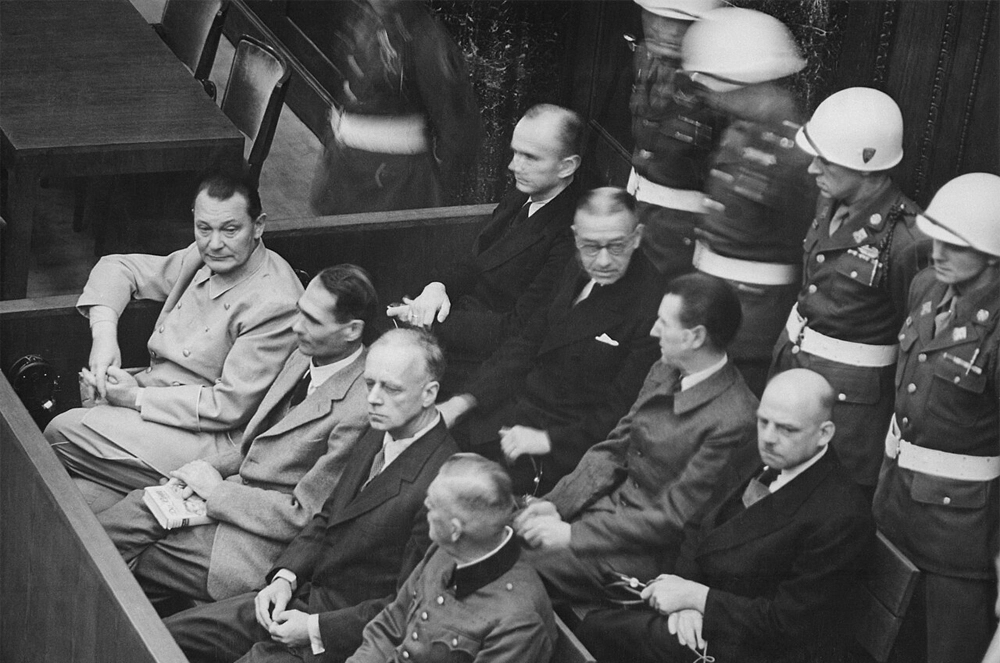 На Нюрнбергском процессе.