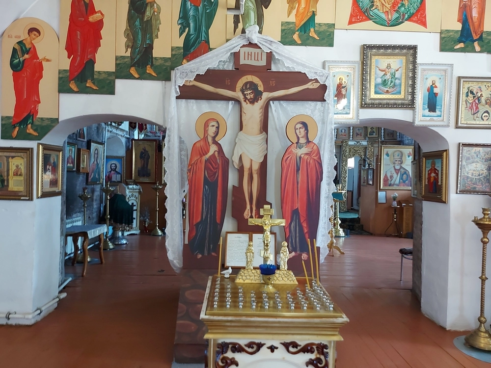 Ныроб. Никольский храм