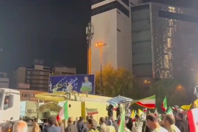 Ракеты в центре Тегерана