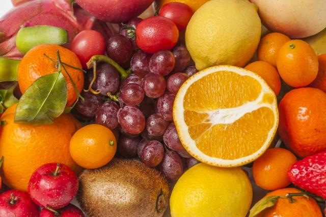 Чем больше цветов в тарелке, тем лучше. 