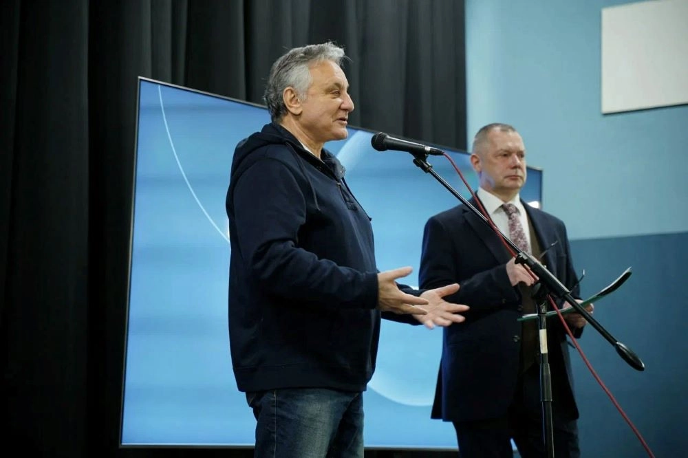 Владимир Алеников.