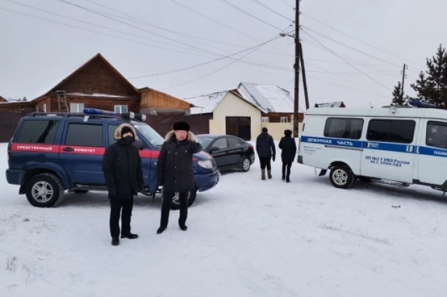 На место выехали следователи, чтобы восстановить картину произошедшего.