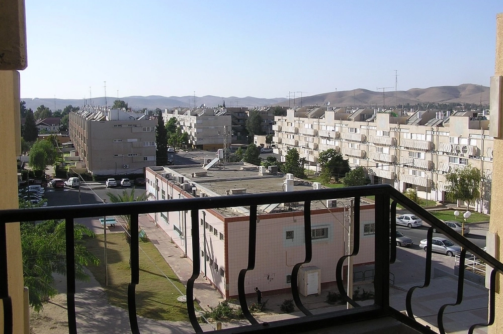 Город Димона.