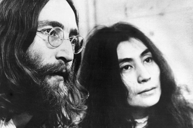 Джон Леннон и Йоко Оно.