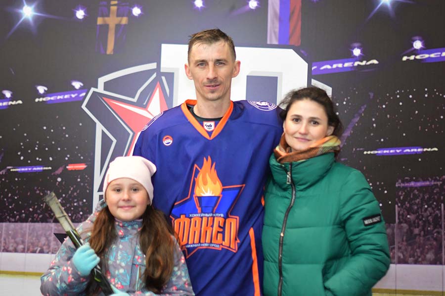 Андрей Редькин со своими самыми преданными болельщиками.