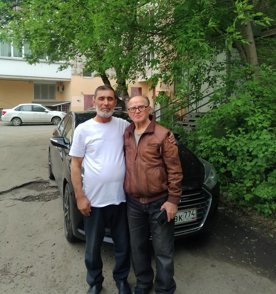 Чуть не пострадавший от рук мошенников пенсионер благодарен Файзули за помощь и участие.