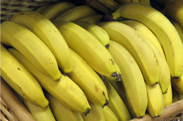 Бананы полезны, но слишком много их есть не стоит.