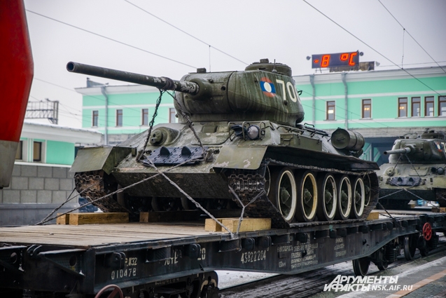 Танки Т-34 в Новосибирске.