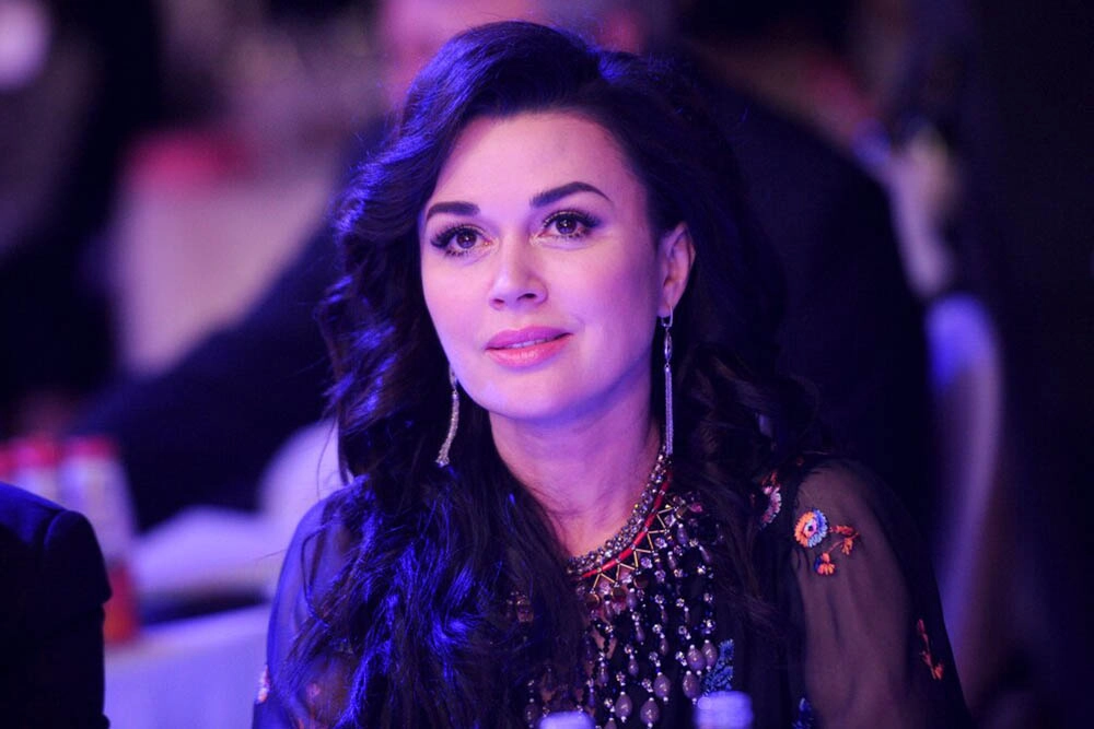 Анастасия Заворотнюк.