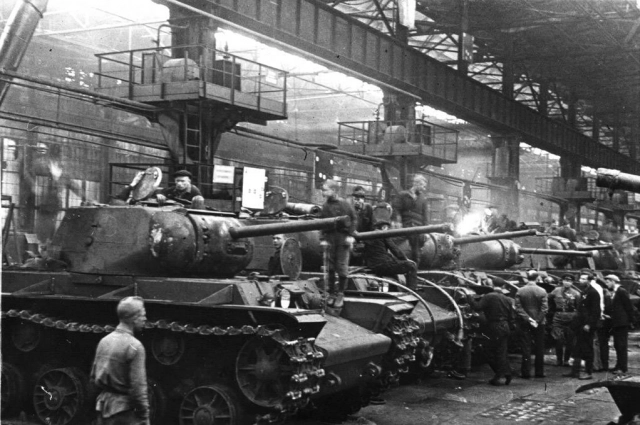 Урал снабжал боевыми машинами Красную Армию в годы войны.