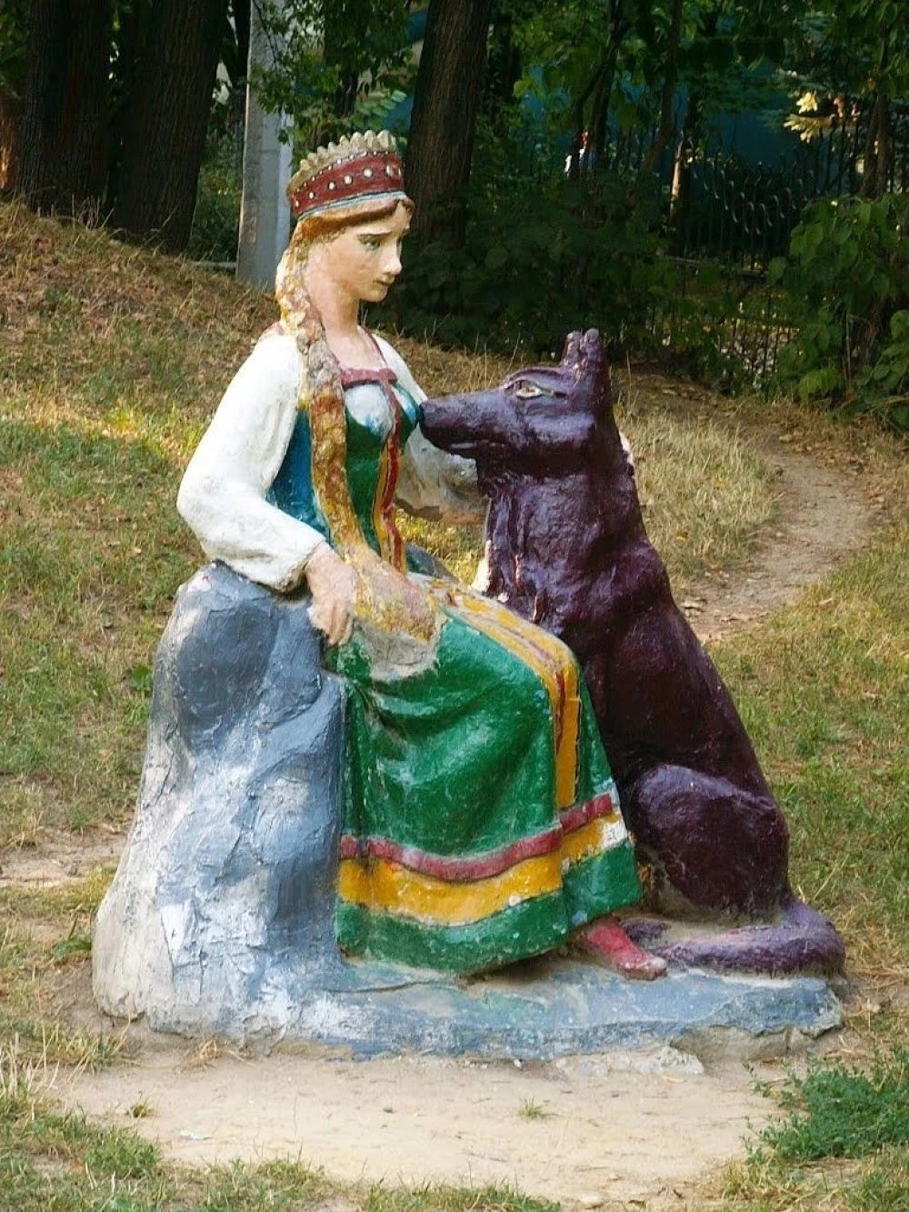 Для сравнения: Царевна — точнее, Василиса Прекрасная — в 2018 году. 